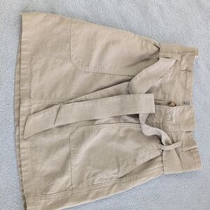 H&M Divided Size 0 Skirt With Belt And Pockets EUC